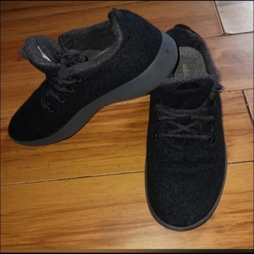 Allbirds Charcoal Black Wool Mizzle Sneakers